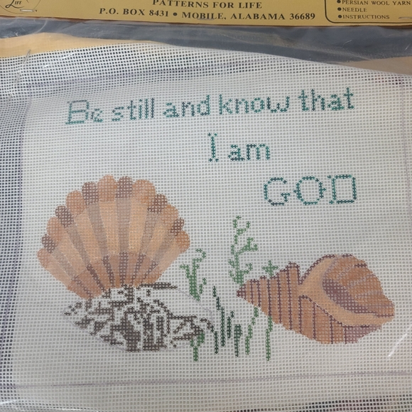 Patterns for life. Scripture in needlepoint. Psalm 46:10 8" X 10" - Picture 9 of 9